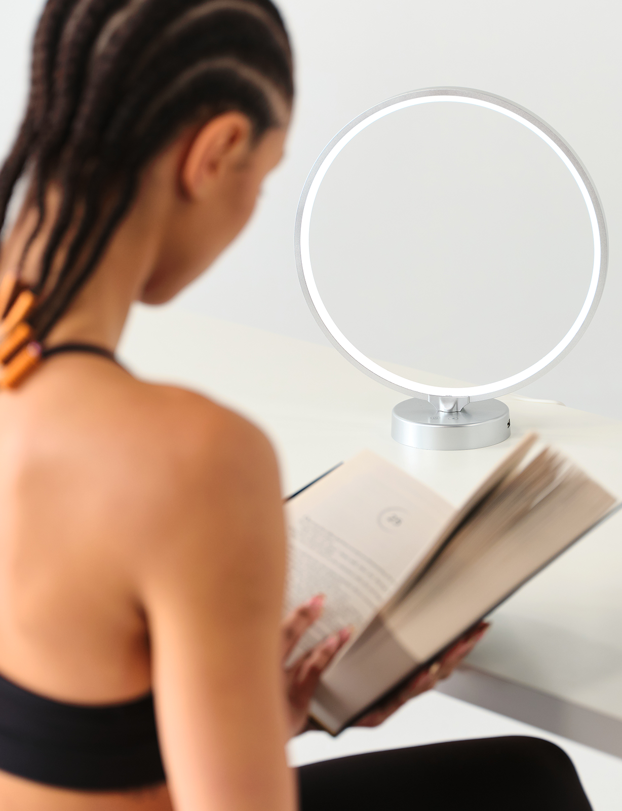 The Kala Therapy Lamp is a clinical-grade, portable device that brings natural daylight indoors to help you feel energized and focused all year round.